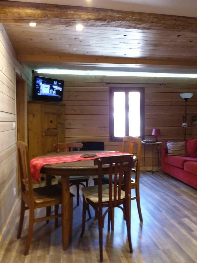 Le Woody Apartment แซ็ง เอเทียน เดอ ทิเน ภายนอก รูปภาพ